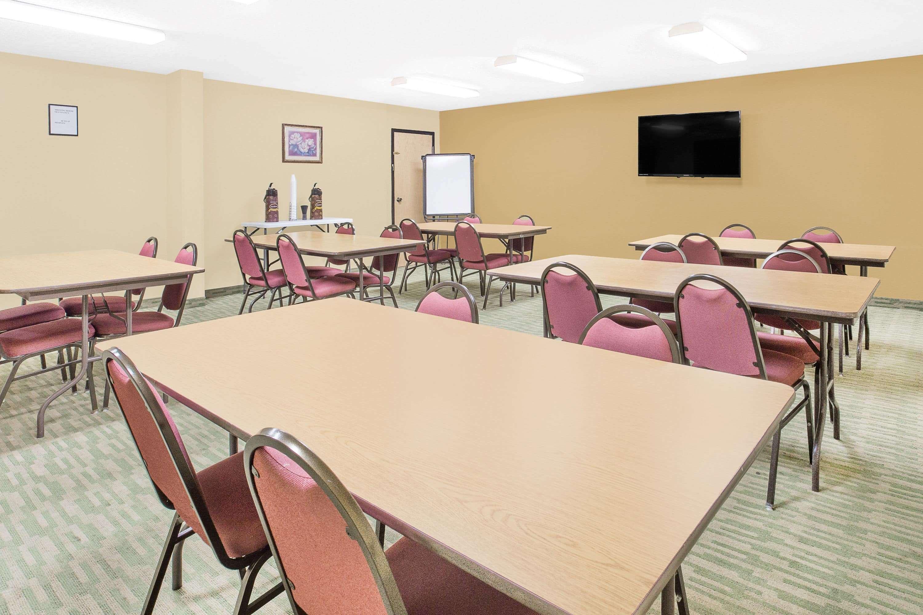 Super 8 By Wyndham Nixa/Springfield Area Ξενοδοχείο Εξωτερικό φωτογραφία